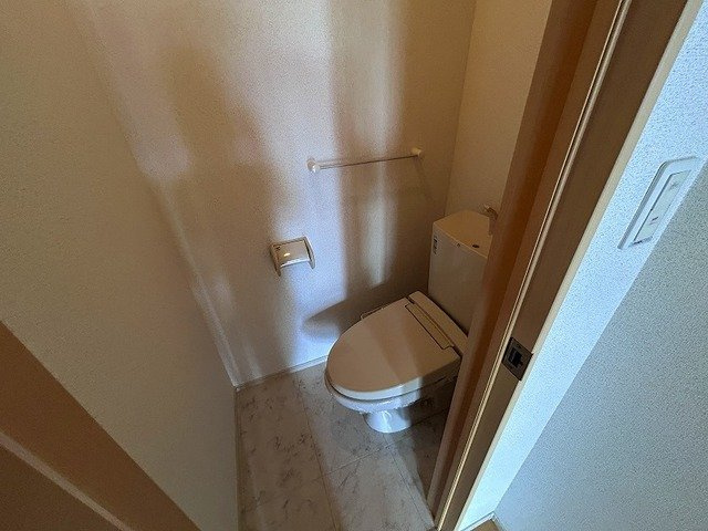 ソレイユフィールドⅠのトイレ|落ち着いたトイレです