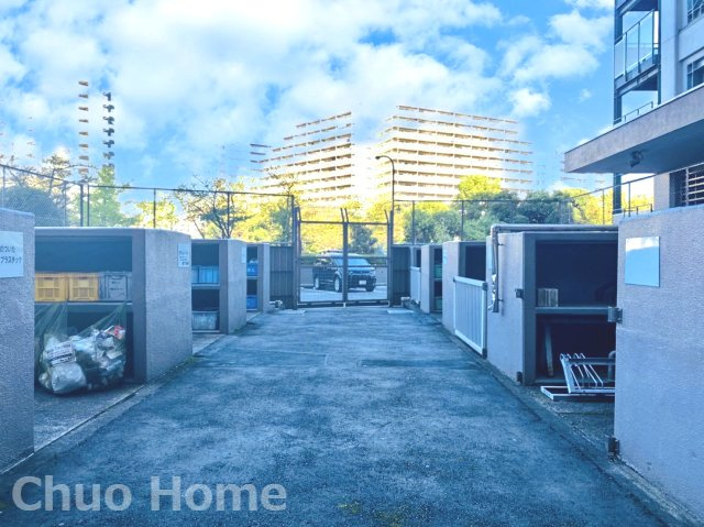 南砂住宅8号棟のその他共用部分|ゴミ置き場