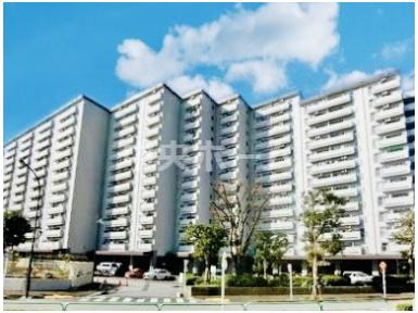 南砂住宅8号棟の外観|新耐震基準適合マンション。総戸数511戸のビッグコミュニティ。