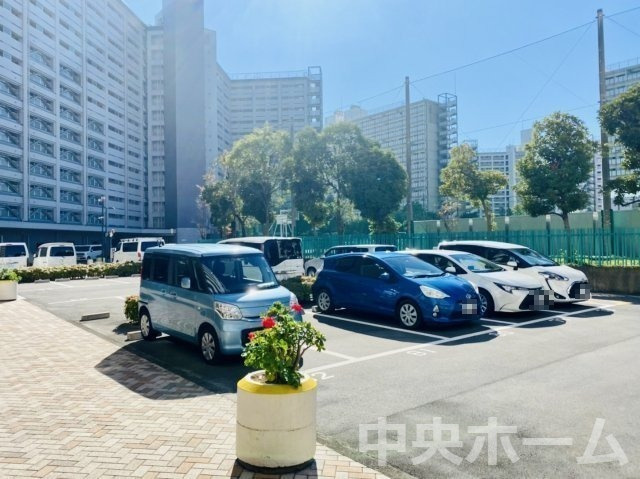 南砂住宅8号棟の駐車場|【自転車置き場】最新の空き状況や費用などの詳細は担当スタッフまでお問い合わせください。