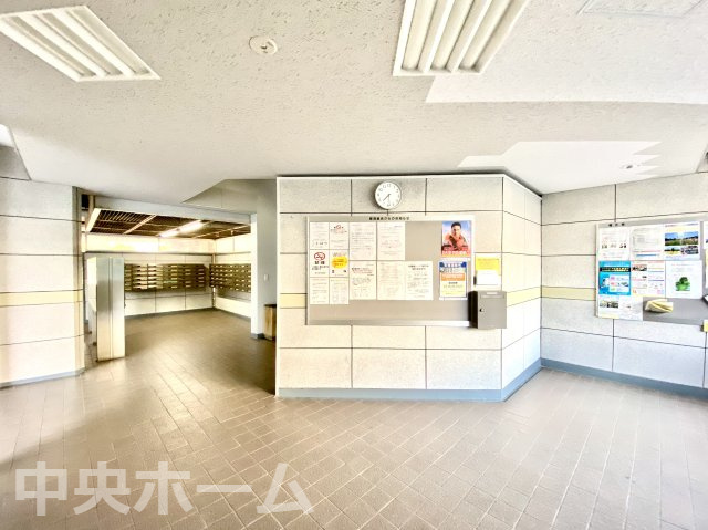 南砂住宅8号棟のエントランス|エントランス