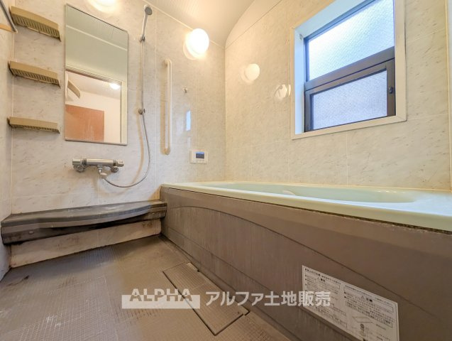 立川市幸町5丁目　中古戸建　全1棟の浴室|【Bath Time】◆浴室新品交換予定◆
お風呂を新品交換予定。追焚機能・浴室暖房・浴室乾燥機も備え、毎日のバスタイムを快適に支えます。