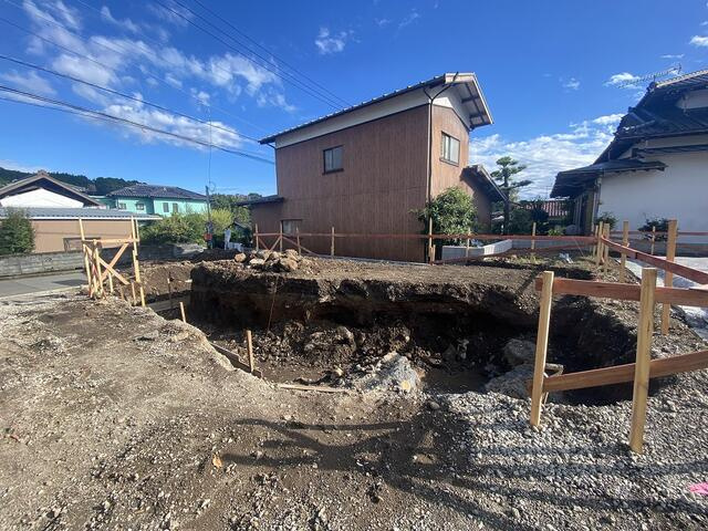 裾野市稲荷の新築一戸建の外観|建築中 １号棟（９／２２撮影）