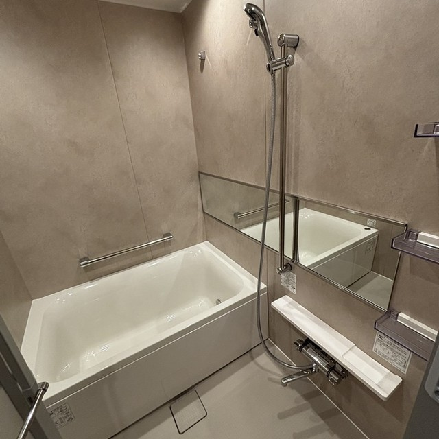 ＭＯＣＸＩＯＮ　ＰＲＥＭＩＵＭ四谷大京町の浴室|※写真は同タイプ住戸です。