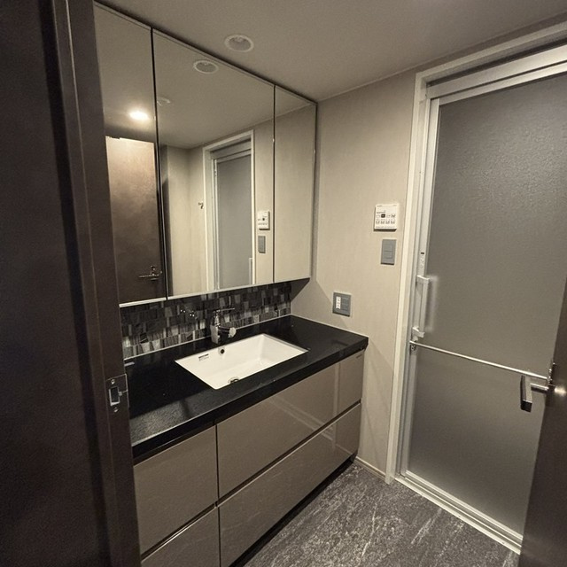 ＭＯＣＸＩＯＮ　ＰＲＥＭＩＵＭ四谷大京町の洗面所|※写真は同タイプ住戸です。