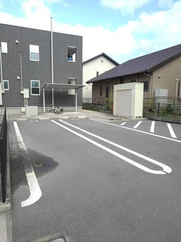 【駐車場】