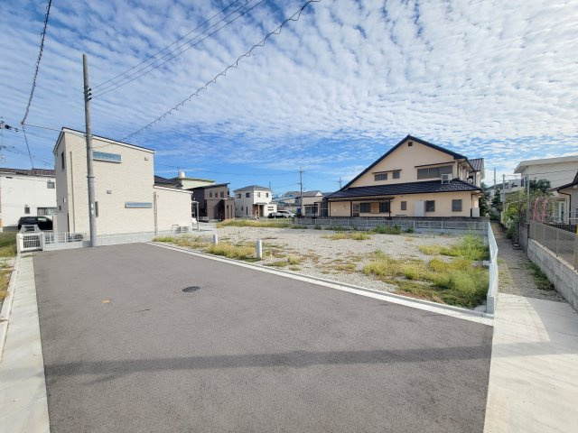 ライフフィールド紀ノ川駅北の外観