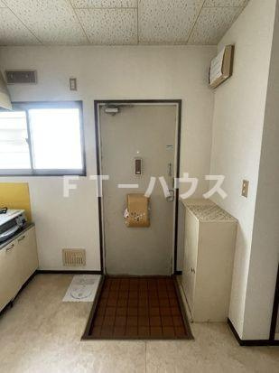 メゾン船橋の玄関