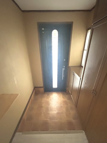 本町４丁目戸建の玄関