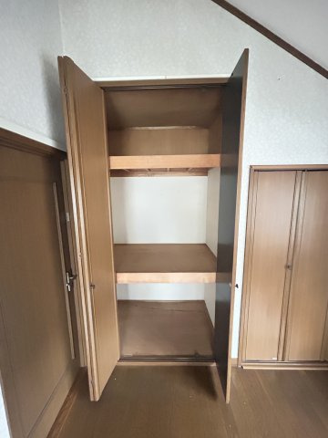 本町４丁目戸建の収納