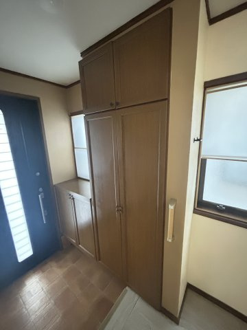 本町４丁目戸建の玄関