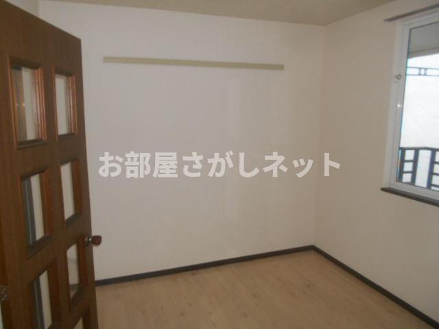 ジェイハウス大久保【おとり物件なし】#学生・社会人にオススメ！初期費用分割払いOK！の居間・リビング