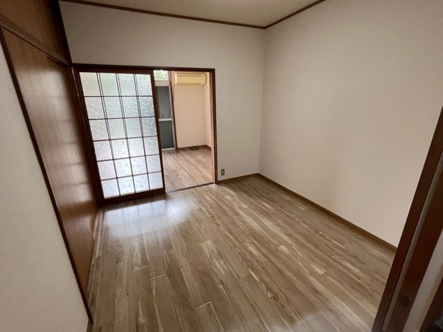 ハイツ森　西棟の内装