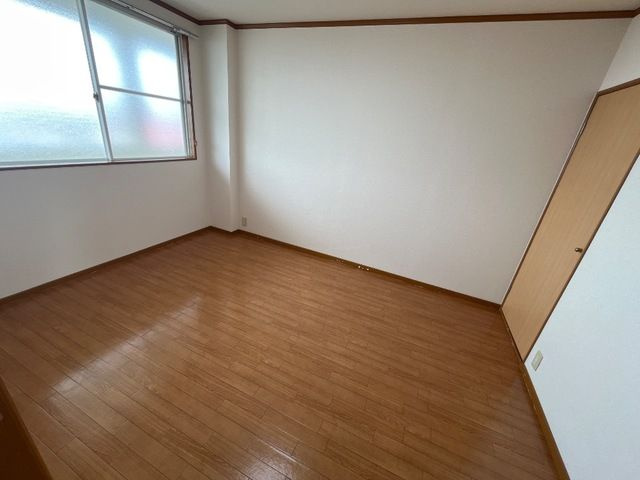 コーポラスコスモスの寝室