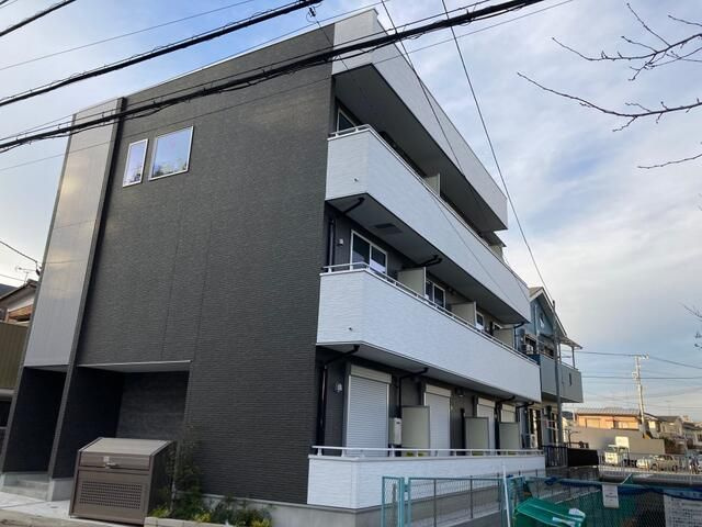 エクレール鴨居Ⅱの外観