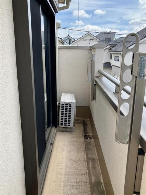 春日町戸建のバルコニー