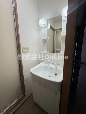 東大阪市高井田中１丁目の賃貸マンションの独立洗面台