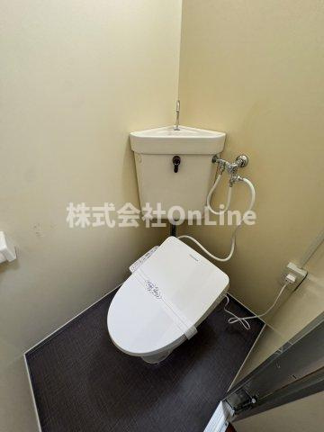 東大阪市高井田中１丁目の賃貸マンションのトイレ
