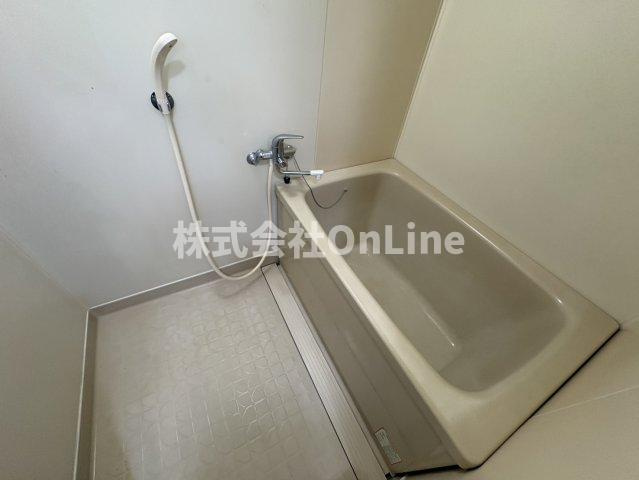 東大阪市高井田中１丁目の賃貸マンションの浴室