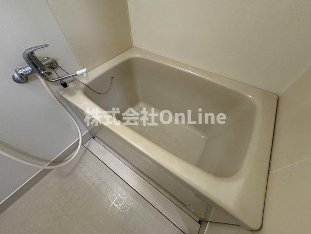 東大阪市高井田中１丁目の賃貸マンションの浴室