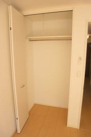 メゾン　ド　スフィアの収納|別部屋　参考写真
