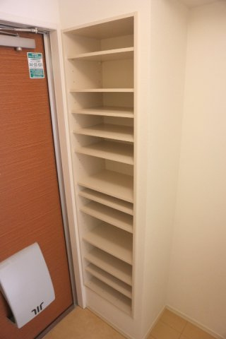 メゾン　ド　スフィアの収納|別部屋　参考写真