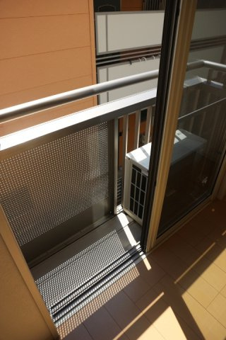 メゾン　ド　スフィアのバルコニー|別部屋　参考写真
