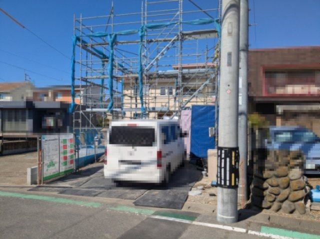 新築戸建　高崎市上小鳥町の前面道路含む現地写真