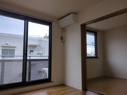 ブライズ南林間の居間・リビング