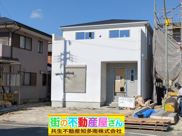 リーブルガーデン常滑市井戸田町3丁目　1号棟