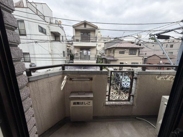 文京区根津２丁目の賃貸マンションのバルコニー