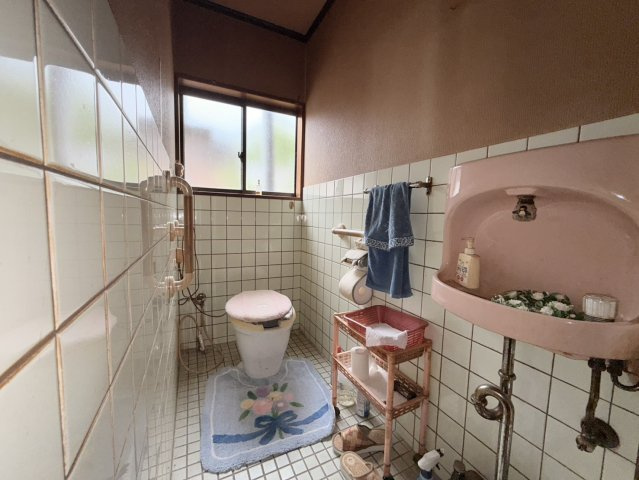 飯塚市小正　平屋一戸建てのトイレ