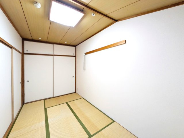 夙川グランドハイツの収納