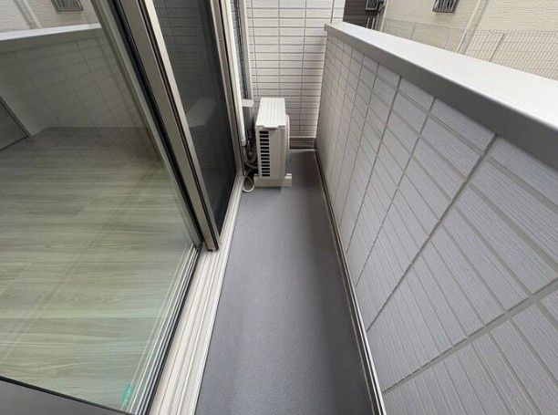セレスティア東向島のバルコニー