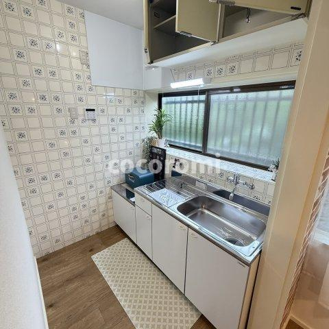 招提大谷戸建のキッチン