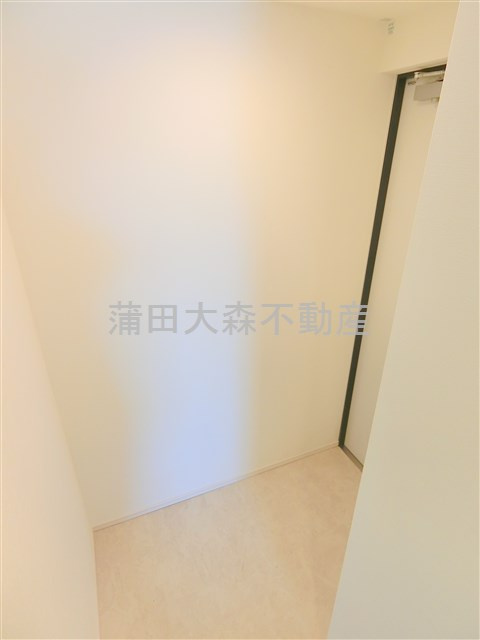 LUXENAラグゼナ平和島の玄関