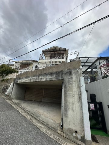 貸家　西宮市松生町の駐車場