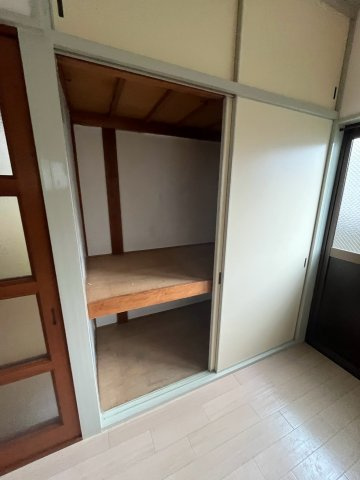 貸家　西宮市松生町の収納