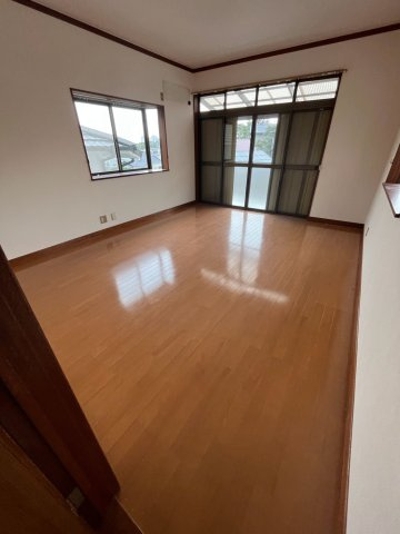 貸家　西宮市松生町の寝室