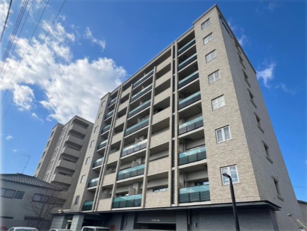 姫路市延末１丁目の中古マンションの外観
