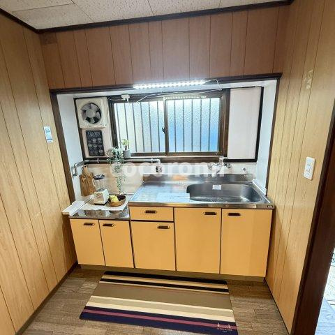 枚方市牧野阪貸家のキッチン