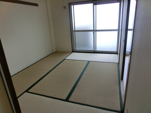 サイレンスハイムの和室