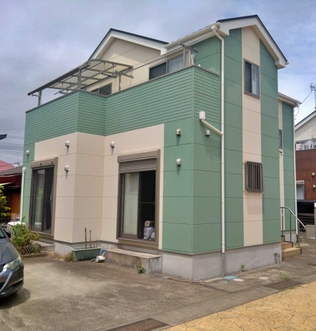 小田原市小八幡一丁目戸建の外観