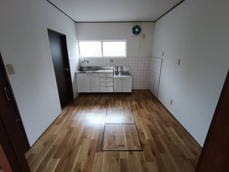 喜多町戸建の居間・リビング