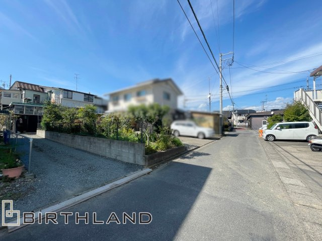 郡山市富田町大徳南　住宅用地の前面道路含む現地写真