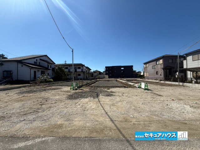 【同施工物件ご案内可能】知多市八幡字荒古後　全3棟 の前面道路含む現地写真