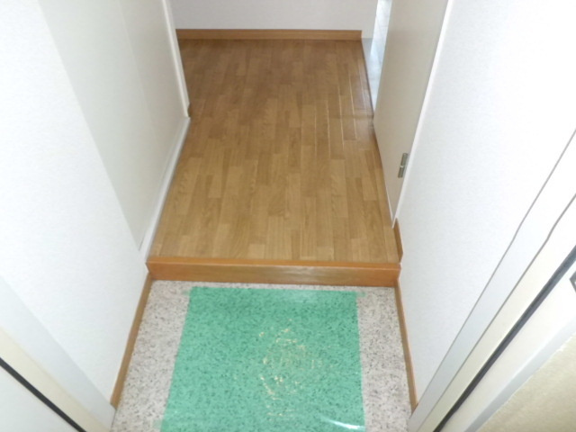 サンライズコートの玄関