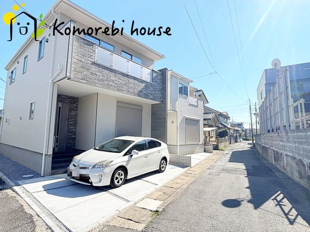 上尾市本町　2期　新築一戸建て　　01　の前面道路含む現地写真
