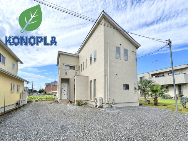【中古戸建】館林市花山町の外観|■外観｜庭付き一戸建てならお子様やペットが走り回っても大丈夫！伸び伸びと遊び、過ごすことができます♪