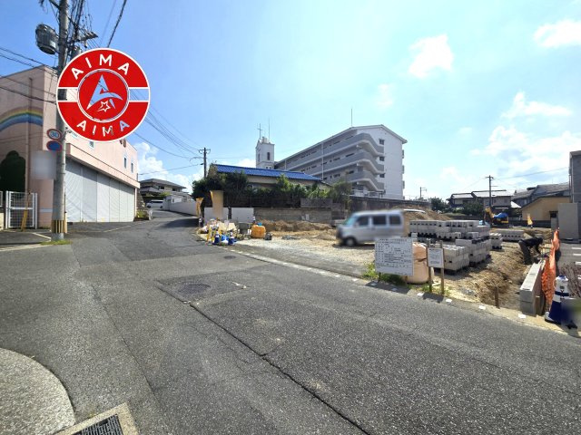 大野城市上大利2丁目第2-5棟（2号棟）の前面道路含む現地写真|見学の時間などお気軽にお問い合わせ下さい。